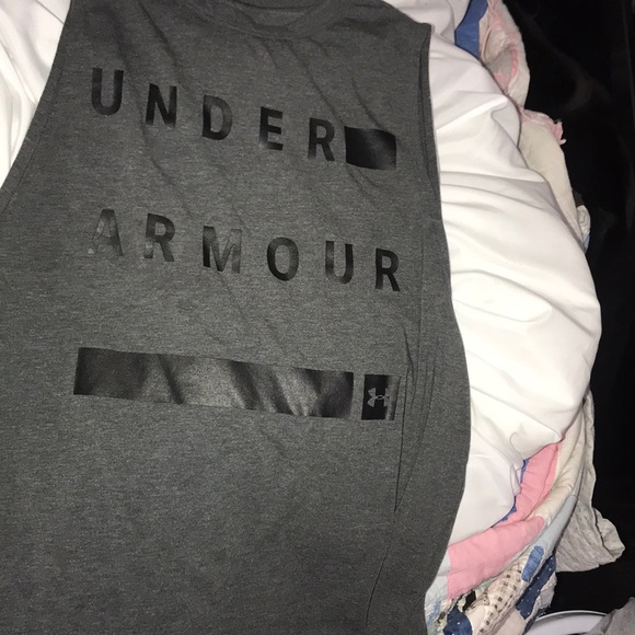 Under Armour Tops - UA tank